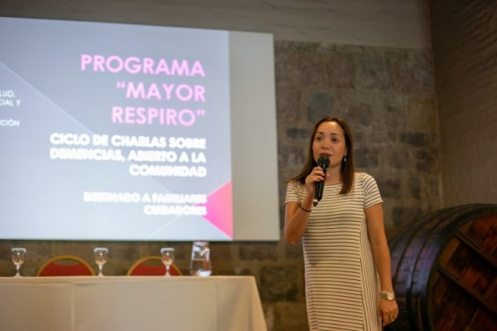 Se inicia la preinscripción para el programa que brinda apoyo a familiares de personas con demencia